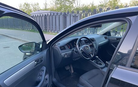 Volkswagen Jetta VI, 2016 год, 1 290 000 рублей, 2 фотография