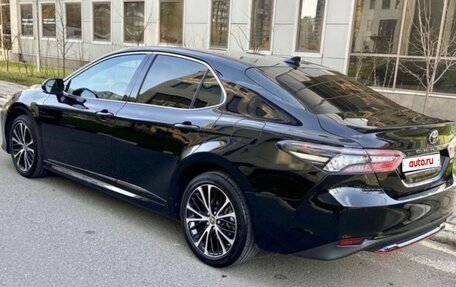 Toyota Camry, 2020 год, 3 100 000 рублей, 3 фотография