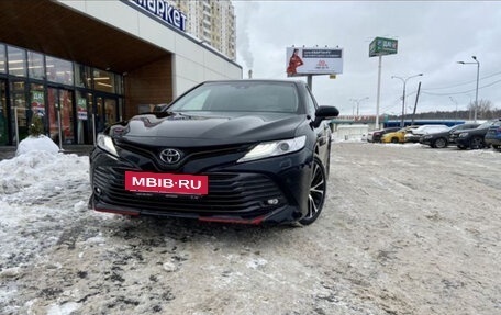 Toyota Camry, 2020 год, 3 100 000 рублей, 13 фотография