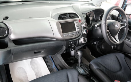 Honda Fit III, 2009 год, 759 000 рублей, 18 фотография