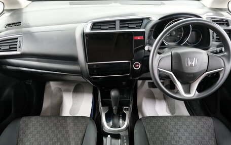Honda Fit III, 2016 год, 1 249 000 рублей, 14 фотография