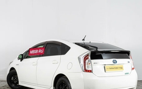 Toyota Prius, 2012 год, 1 099 000 рублей, 4 фотография