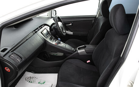 Toyota Prius, 2012 год, 1 099 000 рублей, 13 фотография