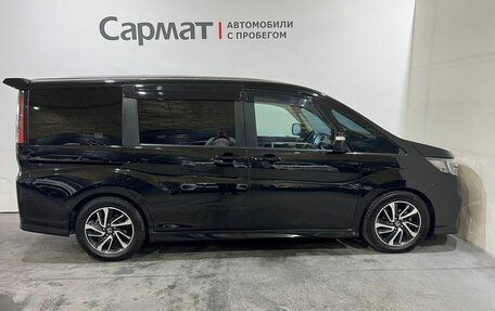 Honda Stepwgn IV, 2019 год, 2 450 000 рублей, 8 фотография
