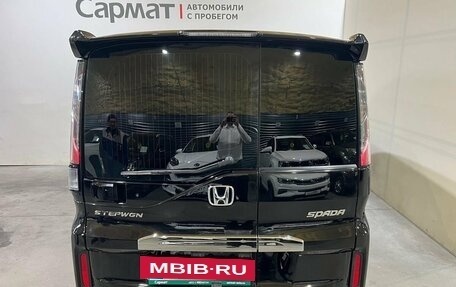 Honda Stepwgn IV, 2019 год, 2 450 000 рублей, 6 фотография