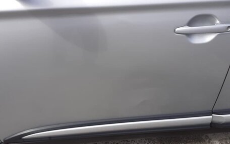 Mitsubishi Outlander III рестайлинг 3, 2015 год, 1 800 000 рублей, 7 фотография