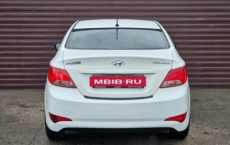 Hyundai Solaris II рестайлинг, 2015 год, 950 000 рублей, 6 фотография