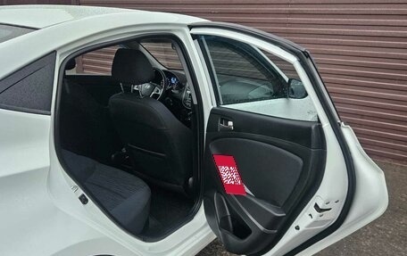 Hyundai Solaris II рестайлинг, 2015 год, 950 000 рублей, 12 фотография