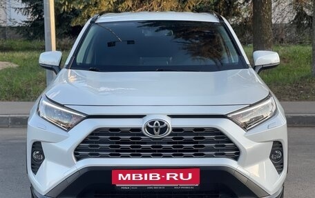 Toyota RAV4, 2020 год, 3 250 000 рублей, 3 фотография