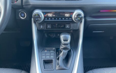 Toyota RAV4, 2020 год, 3 250 000 рублей, 15 фотография