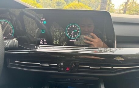 Volkswagen Golf VIII, 2022 год, 1 570 441 рублей, 19 фотография