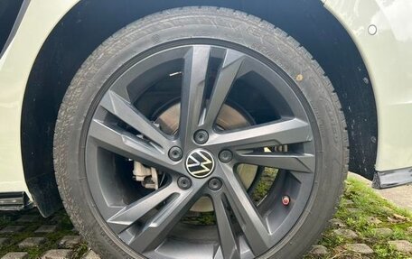 Volkswagen Golf VIII, 2022 год, 1 570 441 рублей, 24 фотография