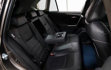 Toyota RAV4, 2021 год, 3 090 000 рублей, 21 фотография