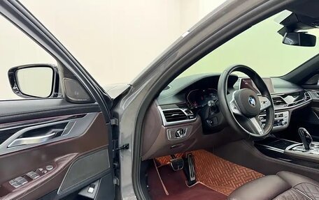 BMW 7 серия, 2022 год, 15 фотография