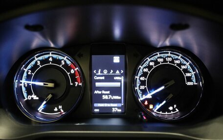 Toyota Hilux VIII, 2023 год, 7 500 000 рублей, 12 фотография