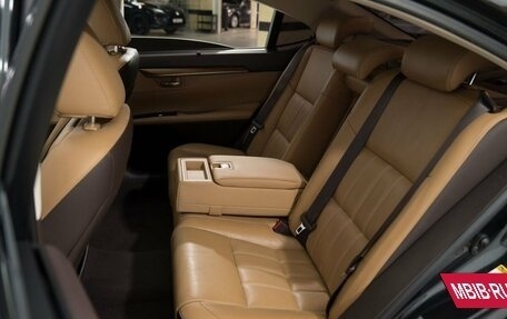 Lexus ES VII, 2016 год, 2 320 000 рублей, 17 фотография