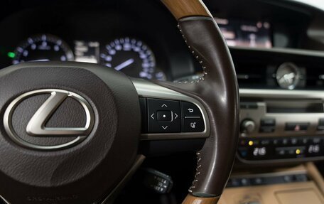 Lexus ES VII, 2016 год, 2 320 000 рублей, 34 фотография