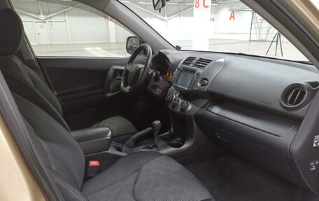 Toyota RAV4, 2011 год, 1 550 000 рублей, 13 фотография