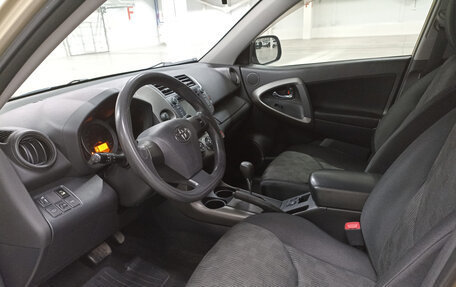 Toyota RAV4, 2011 год, 1 550 000 рублей, 20 фотография