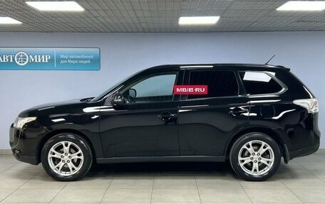 Mitsubishi Outlander III рестайлинг 3, 2013 год, 1 549 000 рублей, 4 фотография