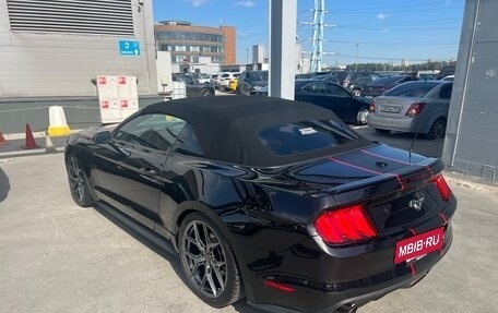 Ford Mustang VI рестайлинг, 2021 год, 6 000 000 рублей, 25 фотография