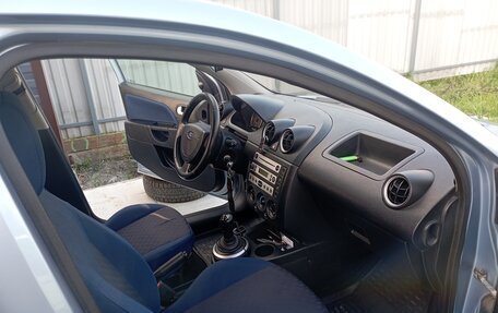 Ford Fiesta, 2005 год, 425 000 рублей, 6 фотография