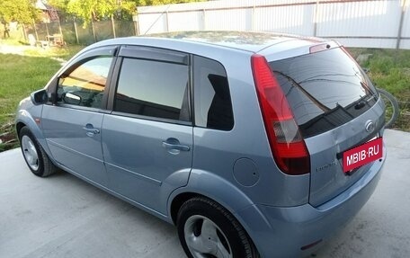 Ford Fiesta, 2005 год, 425 000 рублей, 3 фотография