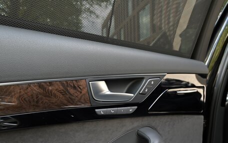 Audi A8, 2012 год, 2 100 000 рублей, 11 фотография