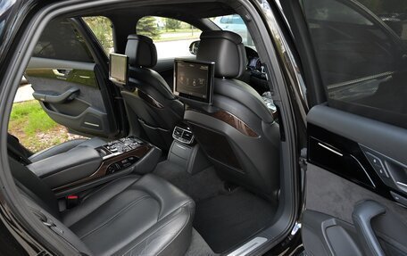 Audi A8, 2012 год, 2 100 000 рублей, 17 фотография