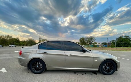 BMW 3 серия, 2011 год, 1 200 000 рублей, 8 фотография