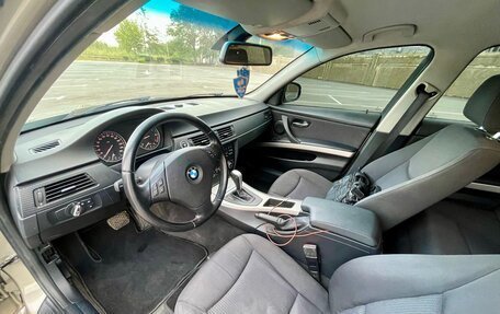 BMW 3 серия, 2011 год, 1 200 000 рублей, 12 фотография