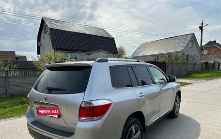 Toyota Highlander III, 2011 год, 2 100 000 рублей, 6 фотография