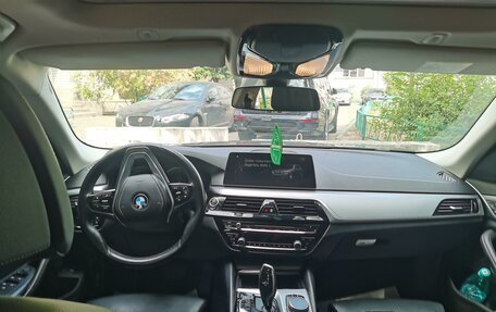 BMW 5 серия, 2018 год, 2 680 000 рублей, 7 фотография
