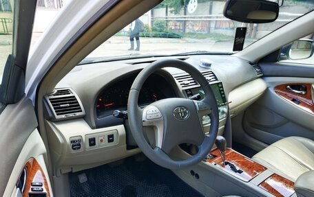 Toyota Camry, 2008 год, 1 100 000 рублей, 21 фотография