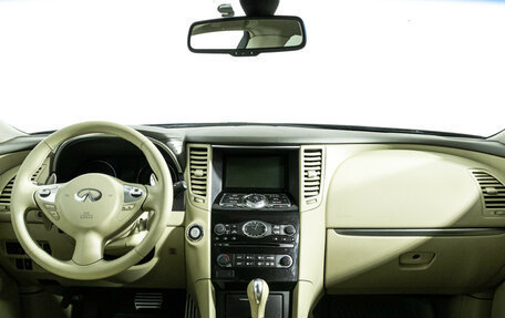 Infiniti FX II, 2012 год, 1 999 000 рублей, 13 фотография