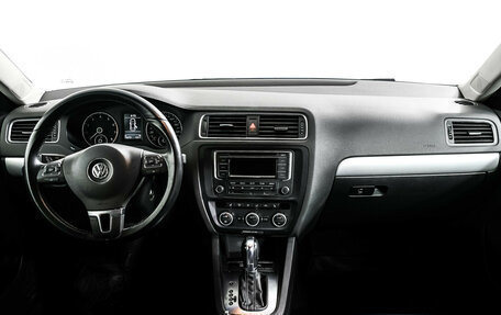 Volkswagen Jetta VI, 2013 год, 1 498 000 рублей, 11 фотография