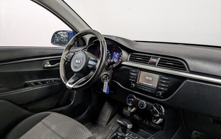 KIA Rio IV, 2019 год, 890 000 рублей, 16 фотография