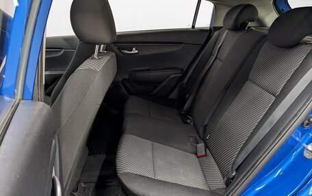 KIA Rio IV, 2019 год, 890 000 рублей, 25 фотография