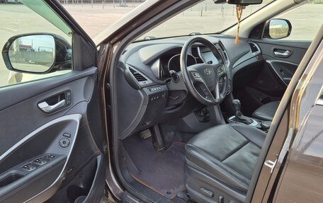 Hyundai Santa Fe III рестайлинг, 2016 год, 2 350 000 рублей, 16 фотография