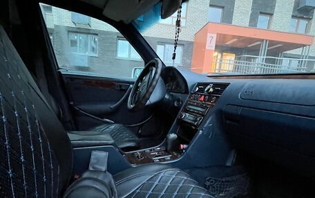 Mercedes-Benz C-Класс, 1997 год, 350 000 рублей, 6 фотография