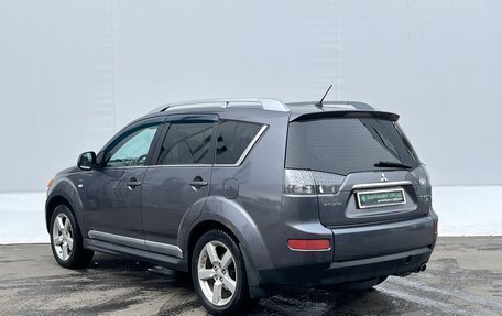 Mitsubishi Outlander III рестайлинг 3, 2008 год, 837 000 рублей, 8 фотография