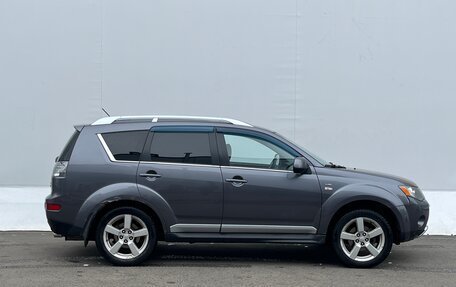 Mitsubishi Outlander III рестайлинг 3, 2008 год, 837 000 рублей, 4 фотография