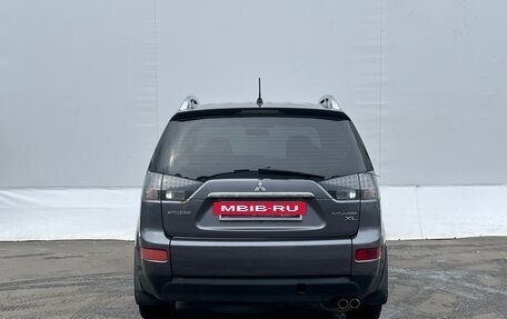Mitsubishi Outlander III рестайлинг 3, 2008 год, 837 000 рублей, 7 фотография