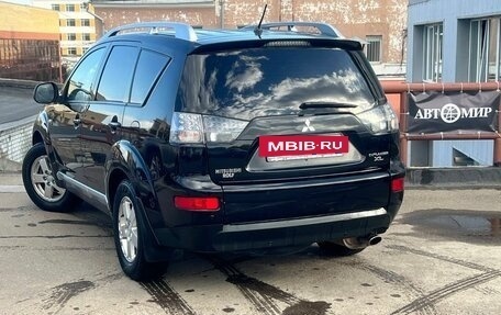 Mitsubishi Outlander III рестайлинг 3, 2007 год, 900 000 рублей, 7 фотография