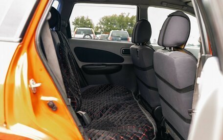 Nissan Wingroad III, 2002 год, 300 000 рублей, 18 фотография