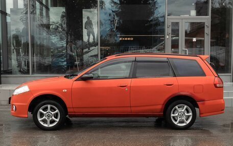 Nissan Wingroad III, 2002 год, 300 000 рублей, 8 фотография