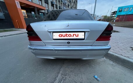 Mercedes-Benz C-Класс, 1997 год, 350 000 рублей, 4 фотография
