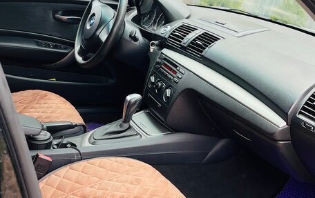 BMW 1 серия, 2010 год, 850 000 рублей, 6 фотография