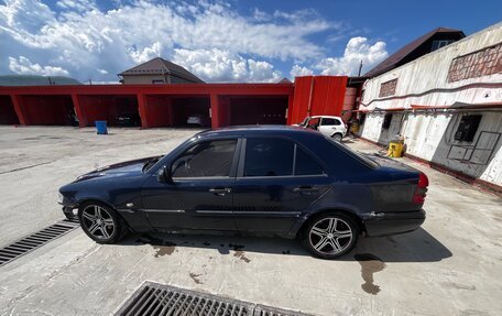 Mercedes-Benz C-Класс, 1997 год, 220 000 рублей, 2 фотография
