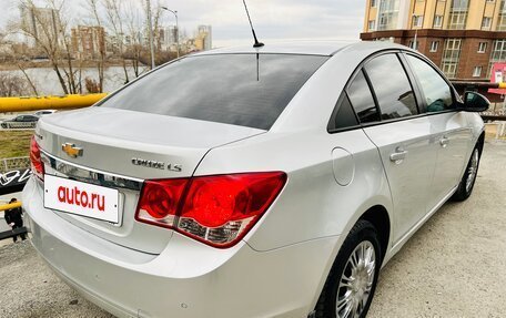 Chevrolet Cruze II, 2011 год, 579 000 рублей, 9 фотография